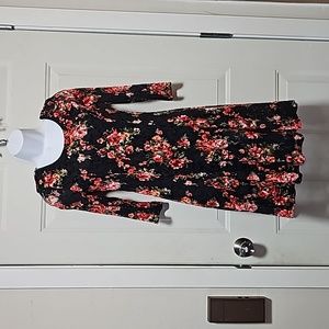 Beautiful Dress with flowers. Red flowers with green leaves. Small size.